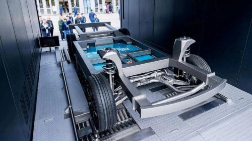 Los coches prometían ser más eficientes, pero han terminado engordando 400 kg en solo 10 años