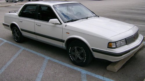 20 cars that defined suburbia in the 1990s