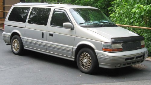 20 cars that defined suburbia in the 1990s