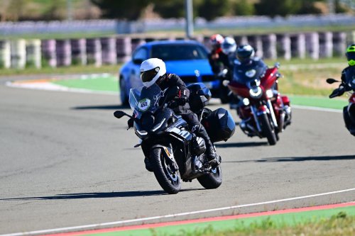 BMW, PuntApunta 2026: el evento de BMW que ha reunido casi 800 motos para recorrer parte de España en una ruta de más de 1.000 kilómetros