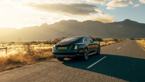 Rolls-Royce Spectre 2026: nuevas pilas para llegar más lejos y marcar un hito