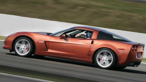 Chevrolet, Chevrolet Corvette, The Chevrolet Corvette C6 Z06 is the last affordable 7,000-RPM V8 sports car