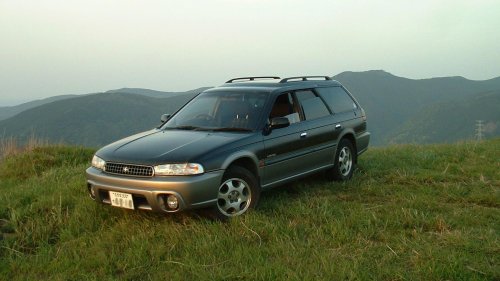 20 cars that defined suburbia in the 1990s
