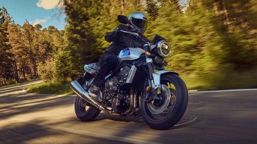 Honda’s new inline-four bike is a Yamaha XSR killer