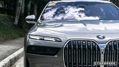 BMW i7: The luxury EV sedan that understands the assignment