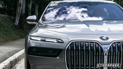 BMW i7: The luxury EV sedan that understands the assignment