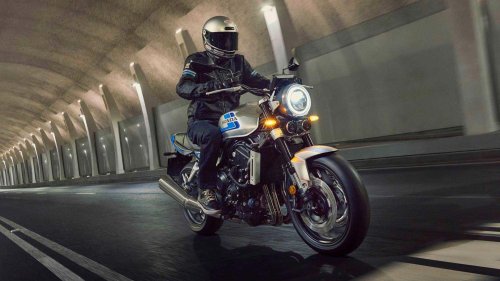 Honda’s new inline-four bike is a Yamaha XSR killer