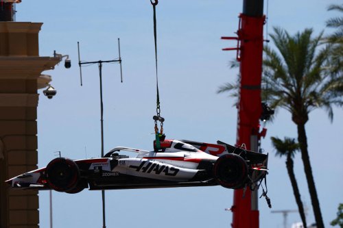 Ferrari, El líder descoloca a Ferrari en un ensayo general accidentado