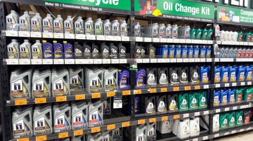 High mileage vs. high mileage extended performance motor oil: What's the difference?