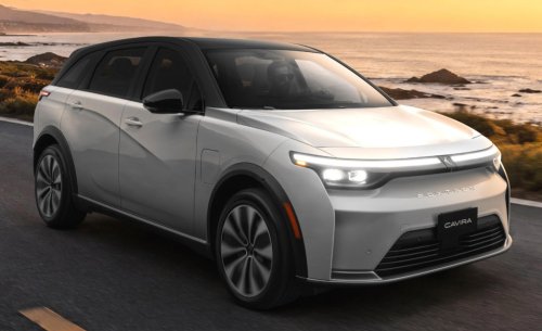 Este es el Foxtron Cavira: el ‘coche del iPhone’ ya es una realidad y no es el que estuvimos esperado de Apple