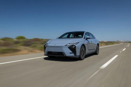Gallery: 2026 Lexus ES 350e and ES 500e photos