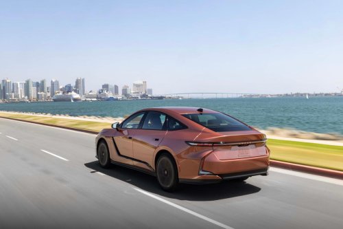 Gallery: 2026 Lexus ES 350e and ES 500e photos