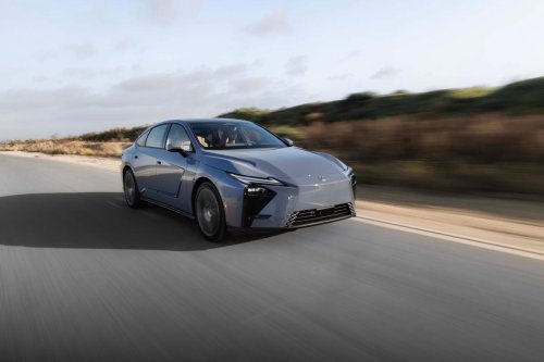 Gallery: 2026 Lexus ES 350e and ES 500e photos