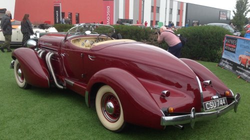 10 vintage American machines that still feel wonderfully excessive