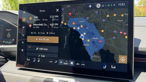 2026 Lexus ES, whether hybrid or EV, offers accessible luxury with few drawbacks