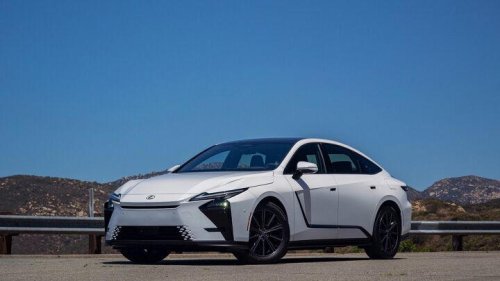 2026 Lexus ES first drive review: Comfort two ways