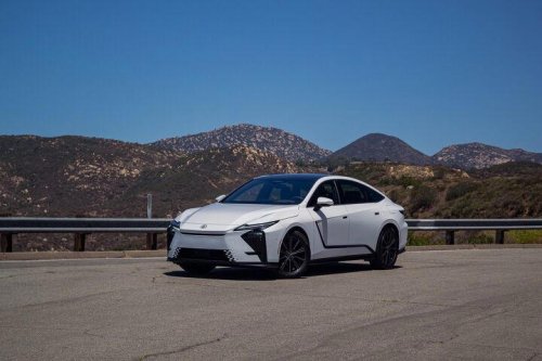 2026 Lexus ES first drive review: Comfort two ways
