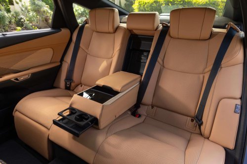 Gallery: 2026 Lexus ES 350e and ES 500e photos