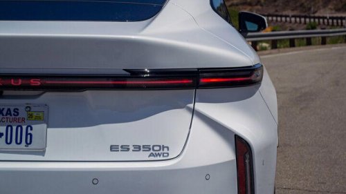 2026 Lexus ES first drive review: Comfort two ways