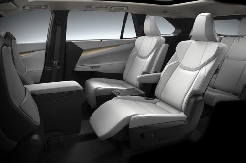 レクサス初の“3列シートEV” 全長5.1mのSUVタイプ電気自動車 世界初公開された新型「TZ」に対するネットでの反応を集めてみた