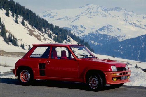 25 of Renault’s greatest performance hits