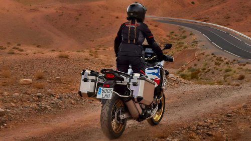 The most luxurious BMW R 1300 GS Japanese alternative in 2026