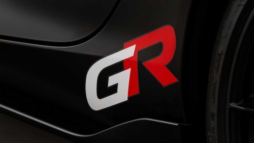 These two manual sports cars are dead, so now is the time to buy