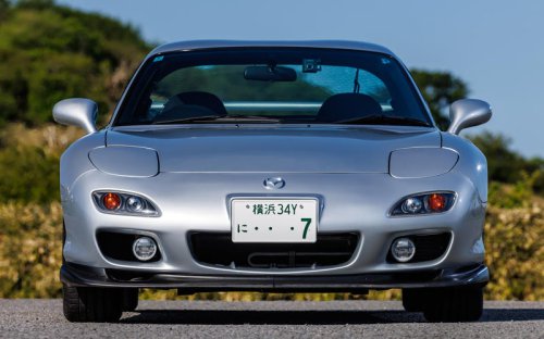 復活したマツダ「RX-7」 世界が称賛したスポーティなシルエットと気持ち昂る走りを、今一度全身で味わってみた