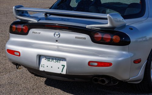 復活したマツダ「RX-7」 世界が称賛したスポーティなシルエットと気持ち昂る走りを、今一度全身で味わってみた