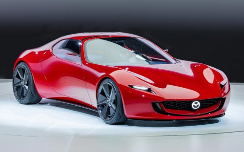 復活したマツダ「RX-7」 世界が称賛したスポーティなシルエットと気持ち昂る走りを、今一度全身で味わってみた
