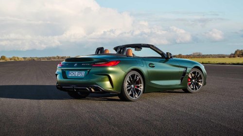 These two manual sports cars are dead, so now is the time to buy