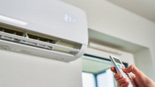 ¿Qué consume menos en la factura de electricidad en verano: un ventilador de techo o un aire acondicionado?