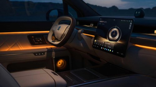 China's new Range Rover fighter has 47-speakers and a bespoke tea set