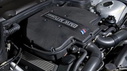 8 V8 engines that sounded expensive even when they weren’t