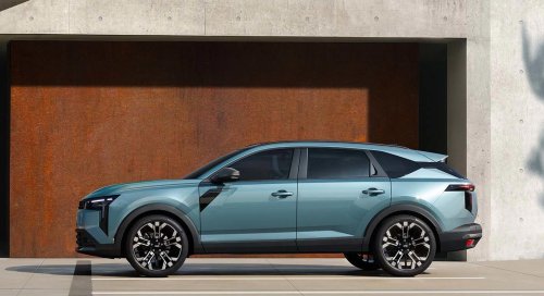 Las berlinas vuelven al ataque: eléctricos de 900 km y deportivos híbridos como una óptima alternativa a los SUV