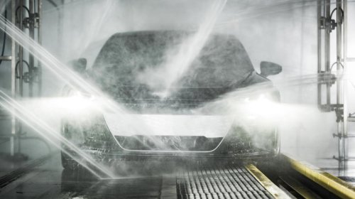 Can your truck's tonneau cover go through a car wash?