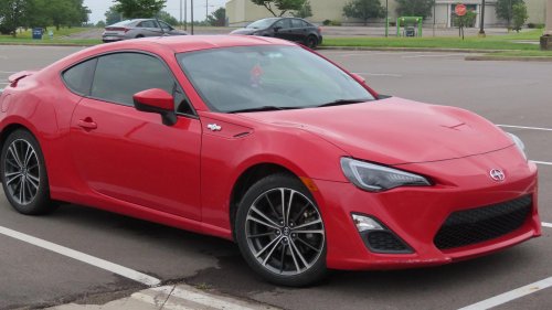 20 cars that drive like a Ferrari but last like a Toyota