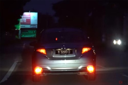 「ブレーキか、フォグか」後続車は区別できない…知らず知らず周囲を危険にさらすリアフォグの誤点灯