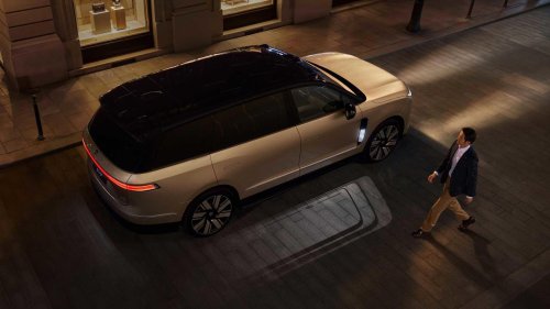 China's new Range Rover fighter has 47-speakers and a bespoke tea set