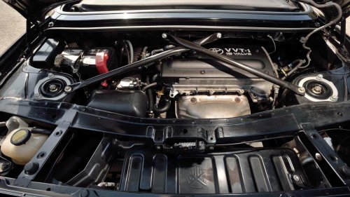 Toyota, Toyota's jack-of-all-trades four-banger bridged the gap between two eras
