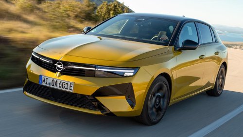 Opel, SEAT, El renovado Opel Astra arrincona al SEAT León con 8.200 € de descuento, etiqueta ECO y un nuevo diseño