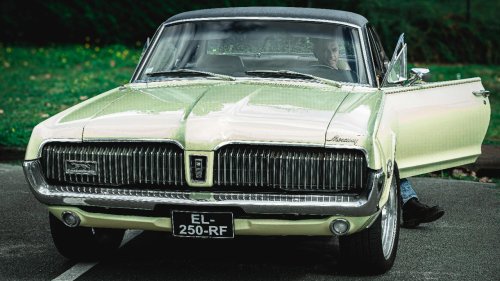 10 muscle cars that turned horsepower into pure theater