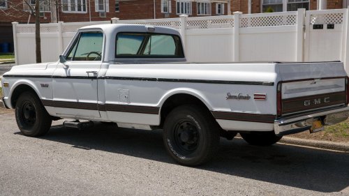 20 classic pickup trucks that still look amazing