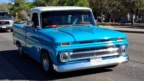 20 classic pickup trucks that still look amazing