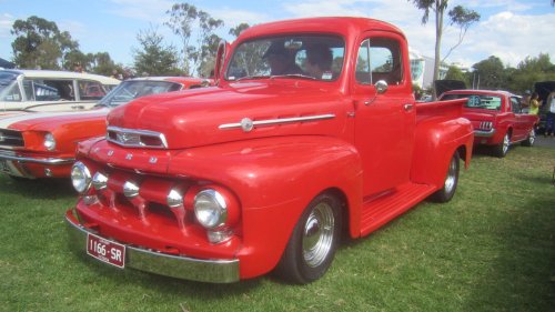 20 classic pickup trucks that still look amazing