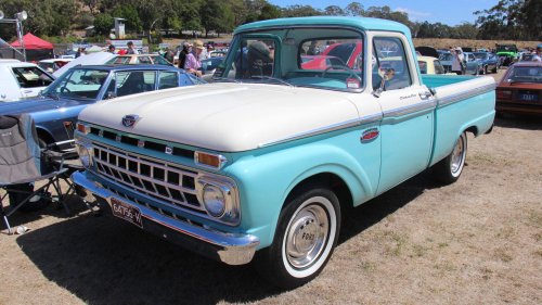 20 classic pickup trucks that still look amazing