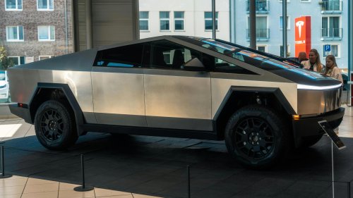 20 cars only spoiled people drive