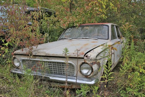 Tesoros encontrados en Ron's Auto Salvage en Allison, Iowa
