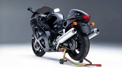 Suzuki Hayabusa: First production motorcycle to break 186 mph