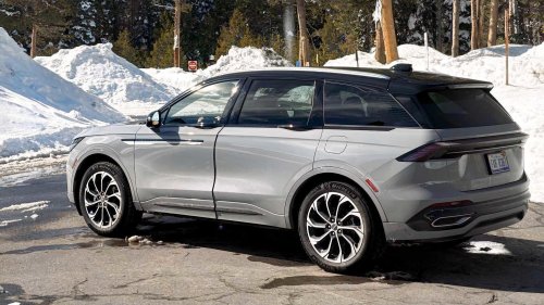10 long-range hybrid SUVs: Maximize your fuel efficiency
